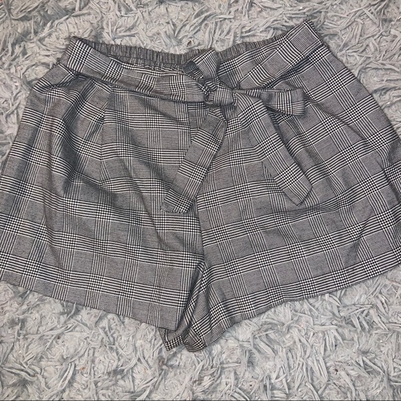 Cute shorts - Picture 2 of 5